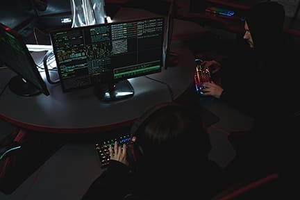 How To Reduce Cybersecurity Risks from Stolen Employee Logins